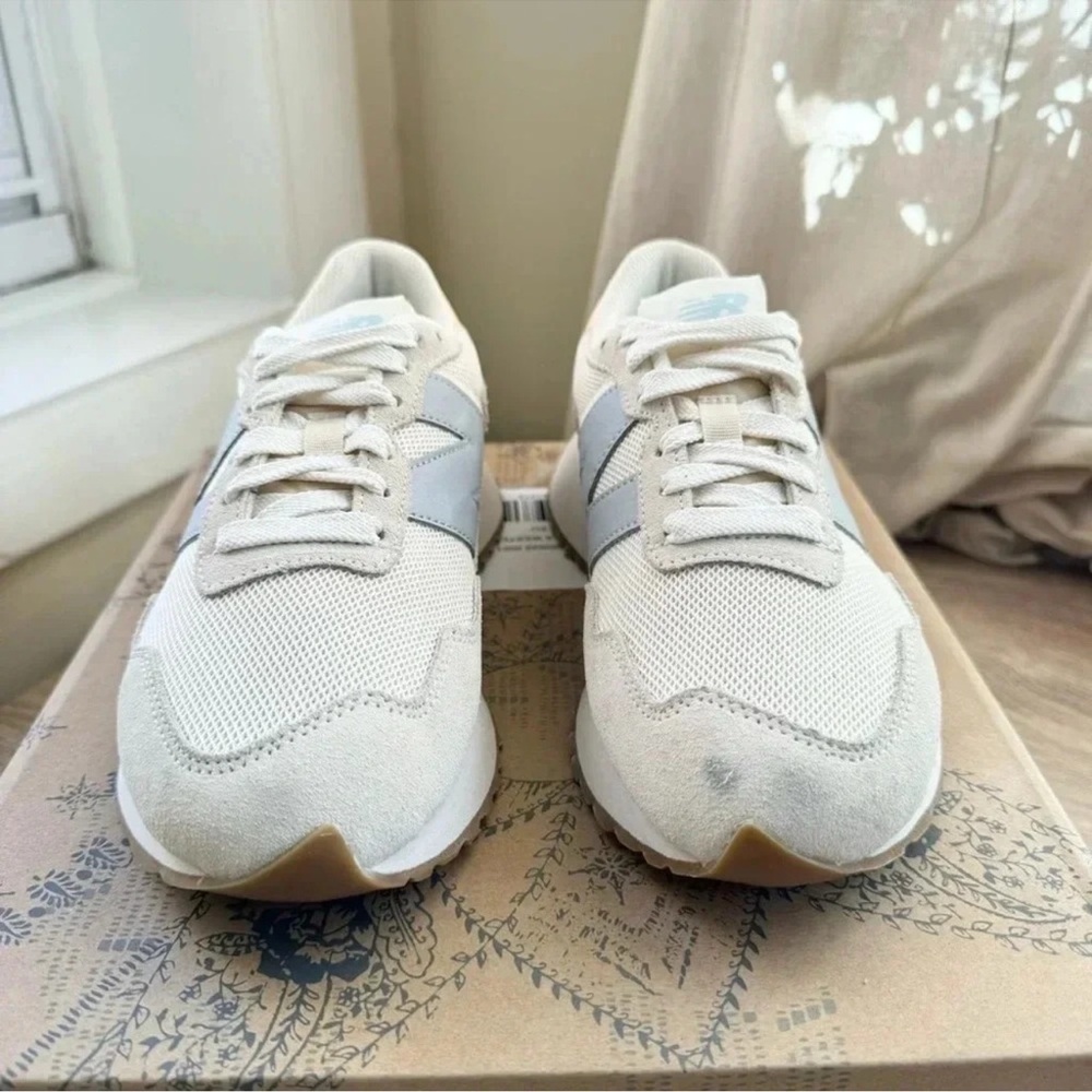 New Balance 237 Sneakers Shoes in Angora Light Mango Womens 8.5 - Picture 3 of 10